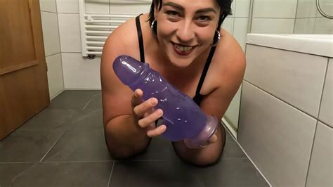 Dildo Testing Bored Housewife Fucks Her Cunt And Squirts Massive