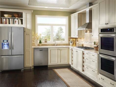 The online kitchen planner works with no download, is free and offers the possibility of 3d kitchen planning. Small Kitchen Options: Smart Storage and Design Ideas | HGTV