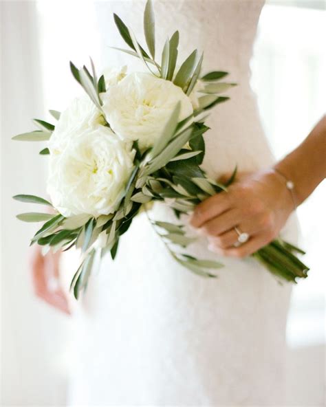 Petite Wedding Bouquets That Make A Big Statement Small Wedding