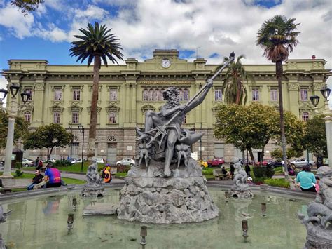 Эквадо́р (ecuador), республика эквадор (república del ecuador). Riobamba Ecuador Travel Guide: Best Things to Do + Day Trips