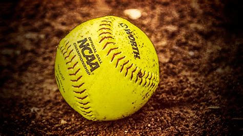 Softball Aesthetic Wallpapers Wallpaper Cave