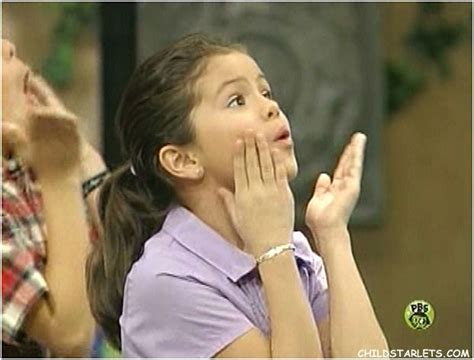 Heres A Photo Of Selena Gomez When She Was In Barney When She Was A