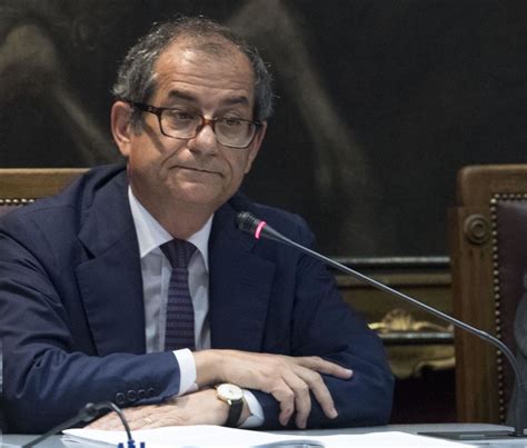 Bar e ristoranti chiusi tutto il giorno. Manovra 2019, incentivi per chi assume i '110 e lode ...