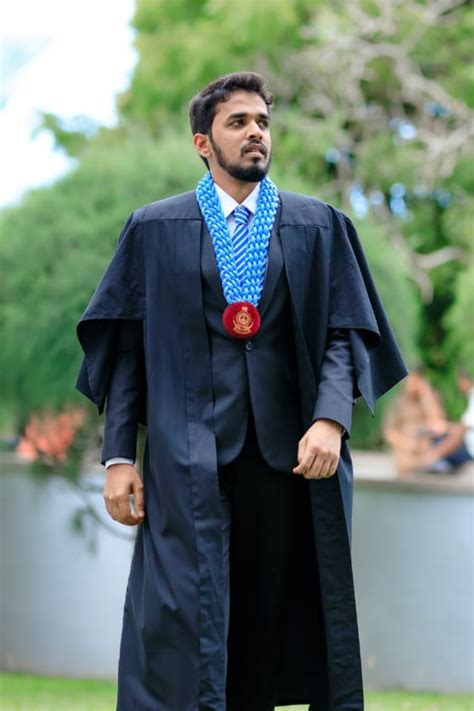 Imran Zarook On Linkedin Officially Graduated With Bsc Hons Degree
