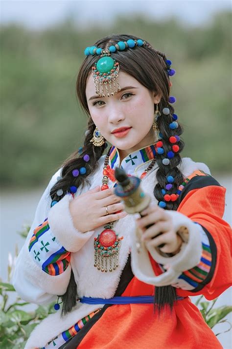 Gadis Mongolia Pakaian Adat Wanita Foto Gratis Di Pixabay Pixabay
