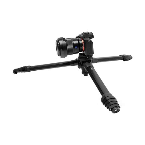 Manfrotto tripod heads have quick release plates for easy removal of the camera. Peak Design Travel Tripod : Carbon-Reisestativ - Foto Köberl