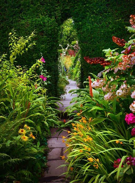 75 Garden Path Ideas You Have To Check Out