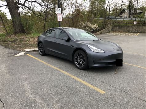 Stumbled Across This Matte Black Model 3 The Other Day Rteslamotors