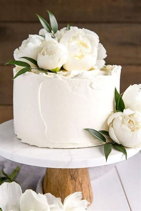 Single Tier Simple White Wedding Cake