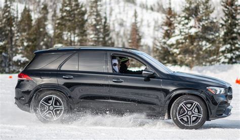 A blend of luxury, sportiness & performance. 2020 Mercedes-Benz GLE 450 Review: Winter Hops - The Fast Lane Car