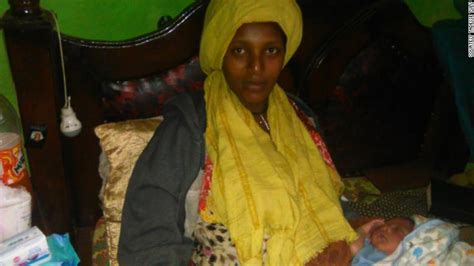 Ethiopian Woman Sits Exam On Hospital Bed 30 Minutes After Giving Birth