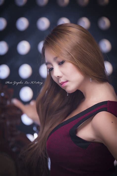 Jo Ye Jin Maroon Mini Dress Girl Xinh