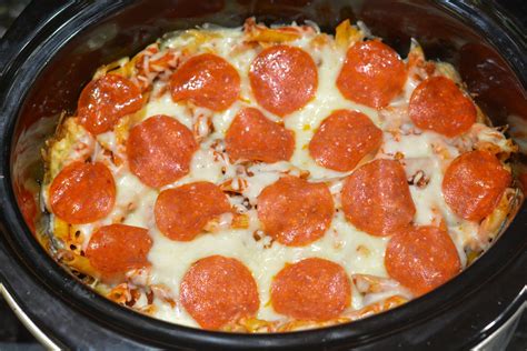 Slow Cooker Pizza Casserole Mommys Fabulous Finds