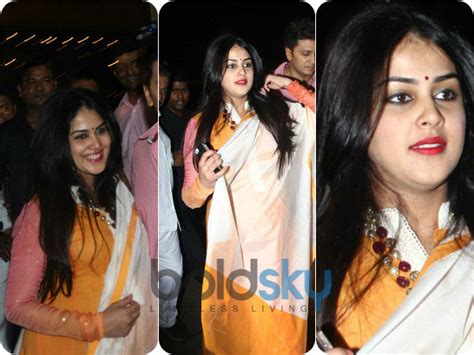 Pregnant Genelia Dsouza In A Musty Shade