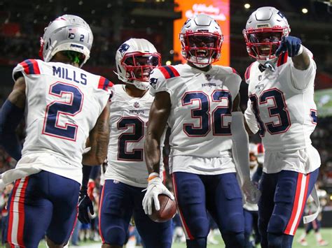 Soccis Game Day Patriots And Bills Secondaries Are A Study In Contrasts