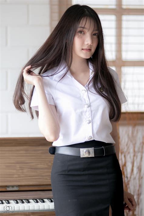 Beautiful Asian Women Amazing Women Tight Mini Skirt Mini Skirts University Girl