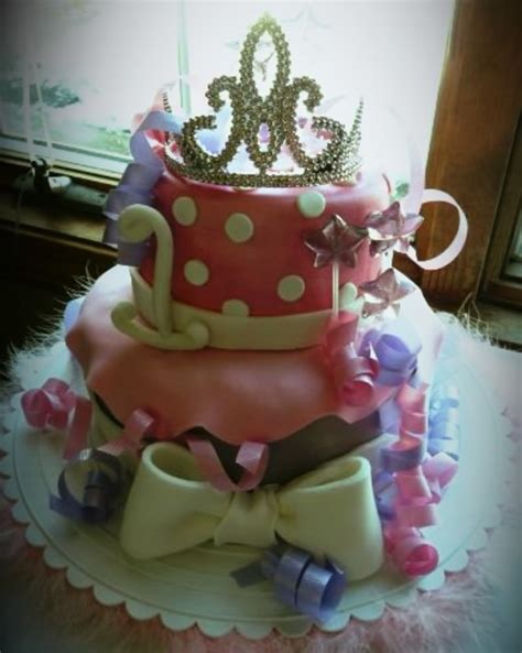 Ellas First Birthday Cake
