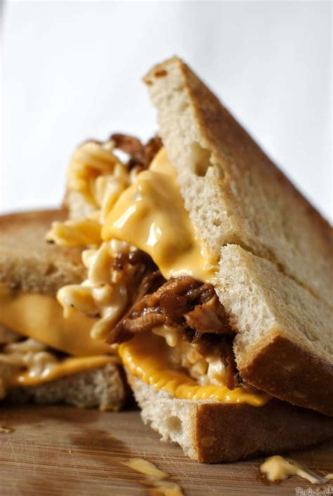Grilled Mac And Cheese With Pulled Pork The Man Wich Pass The Sushi