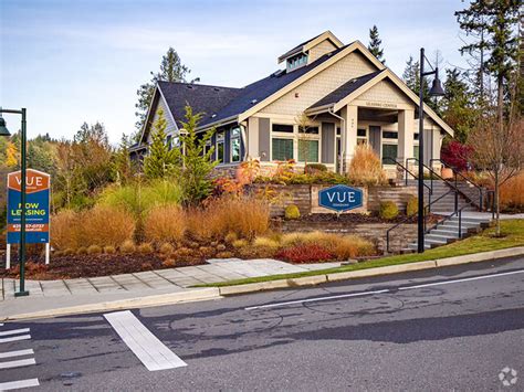 Main floor features, kitchen w/bar, living room w/lot of windows, large deck &, fireplace, 3 bedrooms, 2 f. Apartments for Rent in Snoqualmie WA | Apartments.com