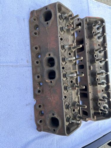 1965 461 Sbc Small Block Chevy 327 Heads 3782461 Camel Double Hump 62
