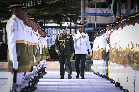 Mat Sabu Saksi Majlis Serah Terima Tugas Panglima Angkatan