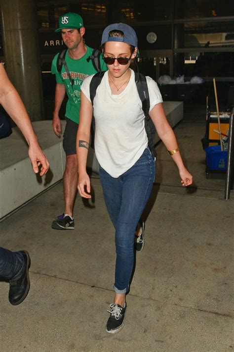 Kristen Stewart Arriving Back At Lax Airport September 2014 • Celebmafia
