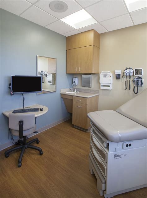 Alegent Lakeside Clinic In Omaha Ne Exam Room