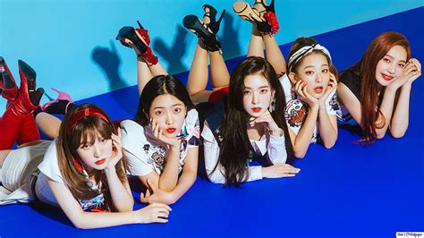 K Pop Band Red Velvet Members In Power Up Mv Shoot Music Red Velvet Group Hd Wallpaper
