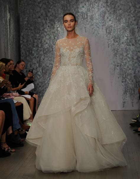 Monique Lhuilliers Fall 2016 Wedding Dress Collection Is Romance