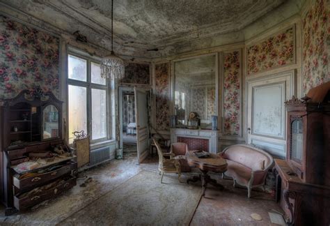 Inside Chateau Noisymiranda Castle Abandoned Mansions Abandoned
