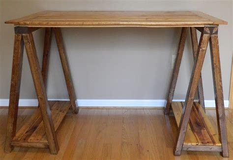 You have to take two sawhorses and position them parallel to each other. 18 DIY Sawhorse Desk Plans | Guide Patterns