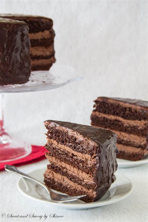 Place the first cake layer on a plate or cake stand. The 25+ best Chocolate cake fillings ideas on Pinterest | Chocolate cake with filling recipe ...