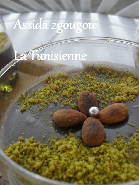 Le porteur qui transporte mes bagages dans ma chambre d'hôtel est d'origine tunisienne. Assida zgougou, spécialité tunisienne | La Tunisienne
