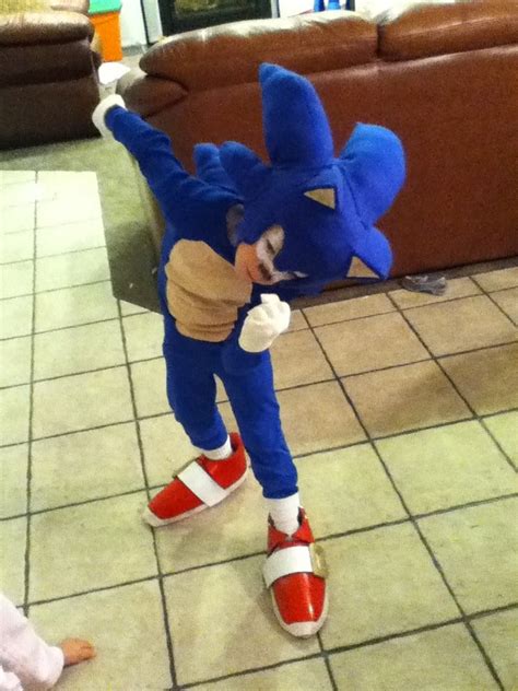 Sonic Costume 8 Steps With Pictures Instructables