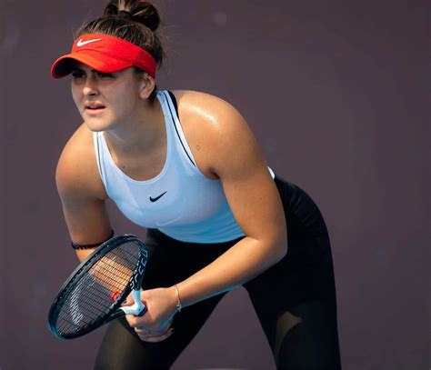bianca andreescu instagram bianca andreescu s racquet what racket does bianca andreescu use