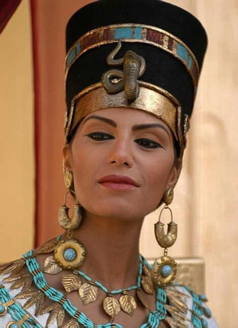 Ancient Egyptian Women Ancient Egypt Fashion Egyptian Fashion