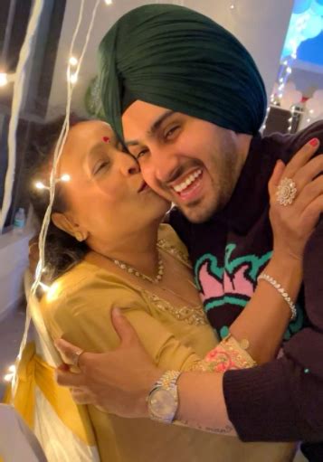 Neha Kakkar Kisses Rohanpreet Singh On His Birthday Makes Her Husband Cut His Cake In A Bathrobe