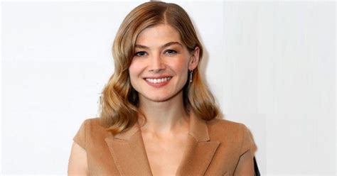 Rosamund Pike Biography Height Life Story Super Stars