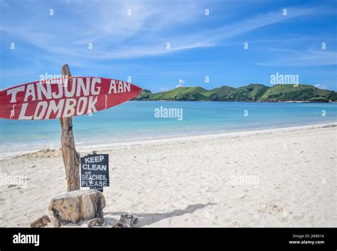 Tanjung Aan Beach Kuta Lombok One Of The Most Beautiful Beach On