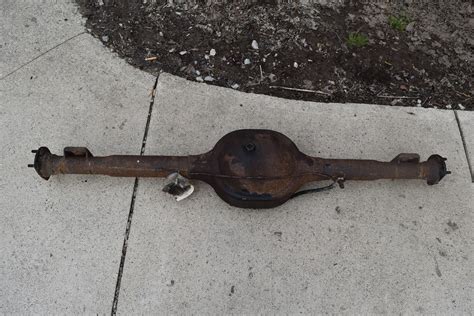 1965 1966 Ford Mustang V8 8 8 Inch Rear End Axle Differential Housing