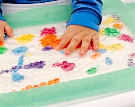 Baby Mess Free Bubble Wrap Painting Hello Wonderful Bubble Wrap Art