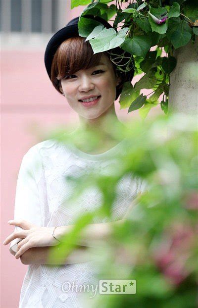 Han ye ri shares her first impressions of minari, how she went from a dancer to an actress, and more. Diễn viên Han Ye Ri: Tiểu sử, tin tức và các phim tham gia