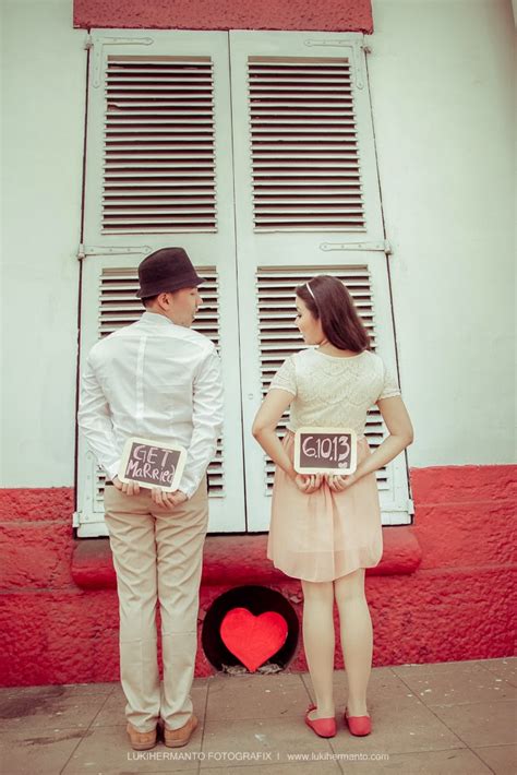 Inilah hasil foto prewed sule dan nathalie holscher yang segera menikah pada minggu (15/11) sule dan nathalie holscher belum lama ini telah melakukan sesi pemotretan prewed bersama amor. Diorama Kehidupan: Pre Wedding Concept