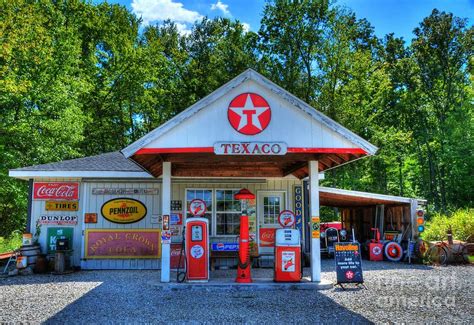 Old Texaco Station Photograph By Mel Steinhauer Pixels