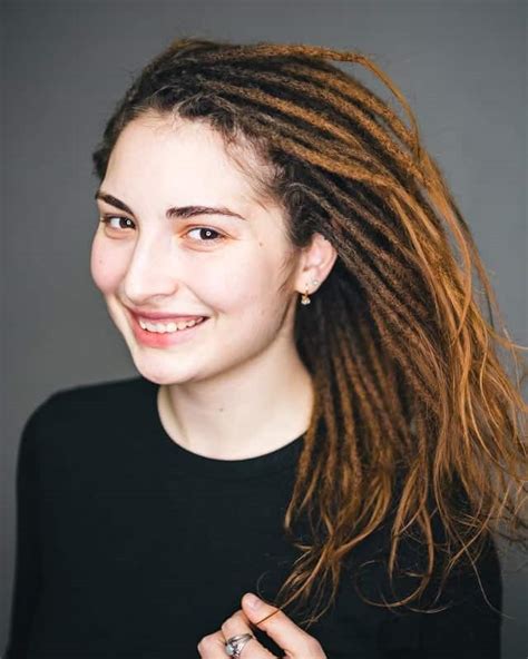 30 dreadlock hairstyles for white girls to pull off