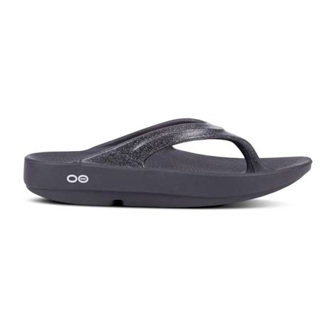 oofos women s oolala luxe sandal platinum sparkle [oofoshkutxwye] us 56 95 oofos sandals