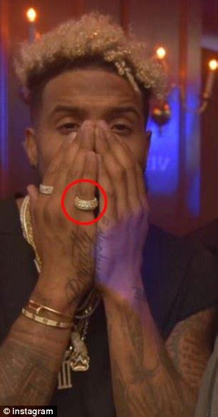 Odell Beckham Jr Loses 10000 Diamond Encrusted Pinky Ring Daily