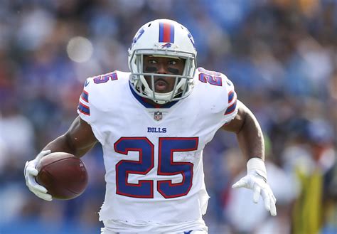 Veteran Rb Lesean Mccoy Wants To Play For Two More Years