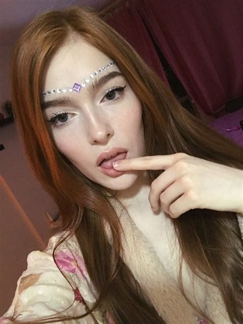 Jia Lissa Aka Jiayoncé On Twitter I Will Be Online In 10 15 Mins Feeling Extra Today 😏