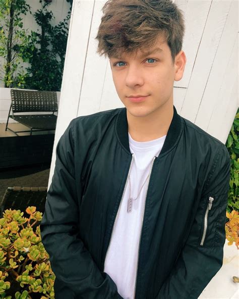 Pin by mike salazar on Love at first sight (Hottiezz) | Nathan triska